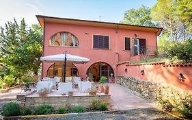 Podere San Filippo Bed And Breakfast